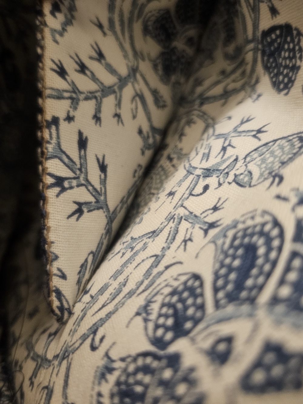 Blue and Cream Printed Wristlet Clutch